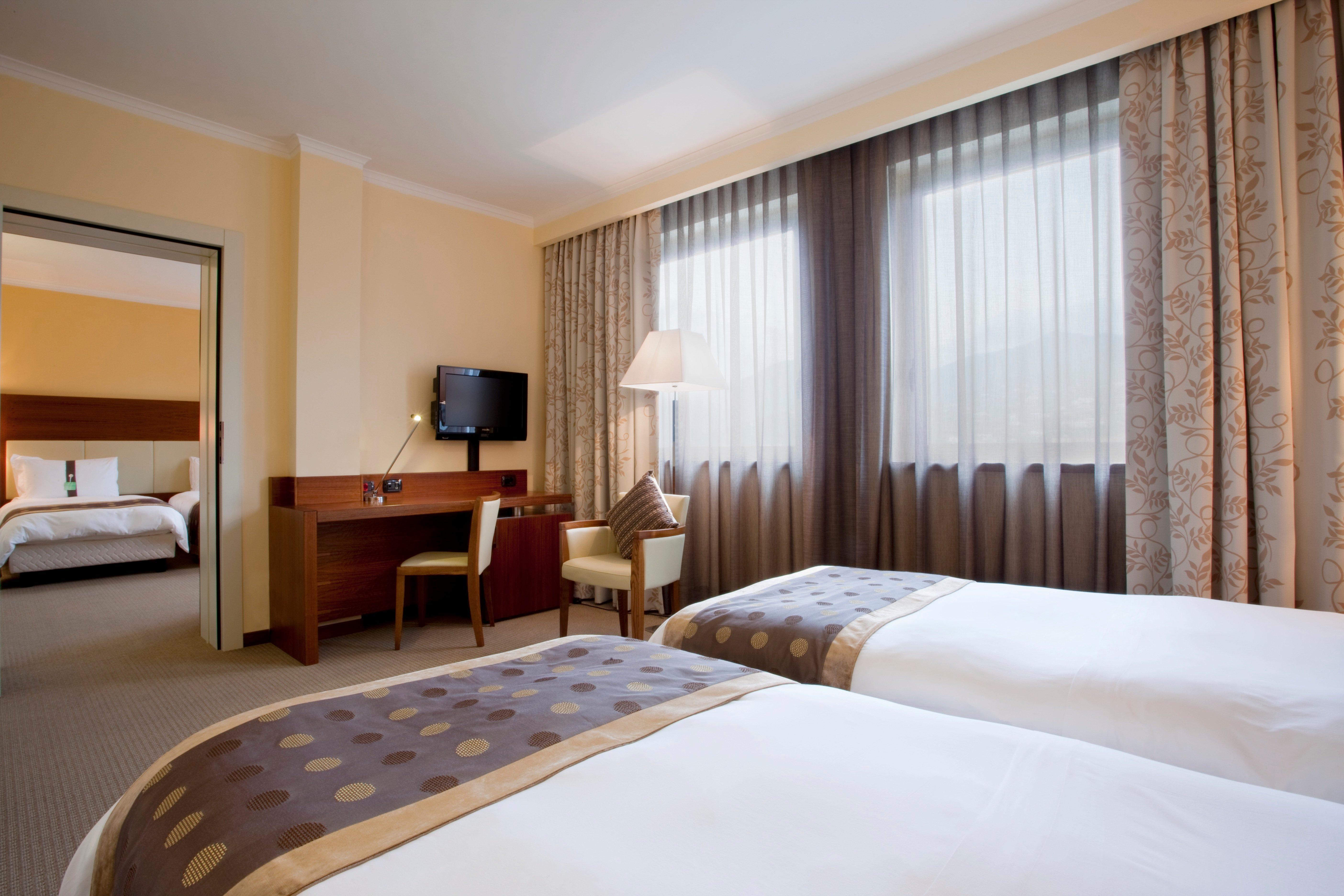 Holiday Inn Salerno-Cava De' Tirreni By Ihg Ngoại thất bức ảnh