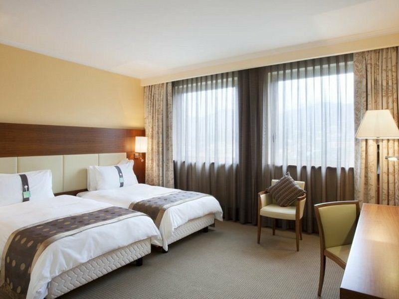 Holiday Inn Salerno-Cava De' Tirreni By Ihg Ngoại thất bức ảnh