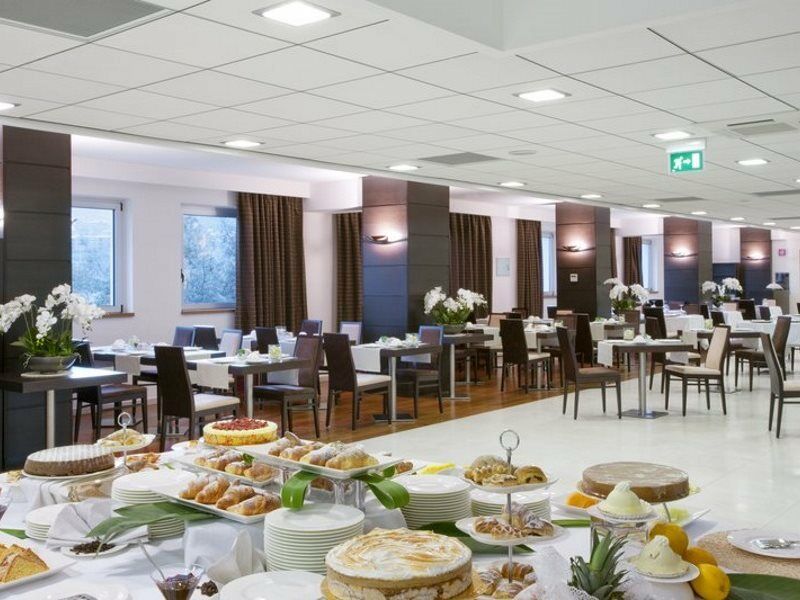 Holiday Inn Salerno-Cava De' Tirreni By Ihg Ngoại thất bức ảnh